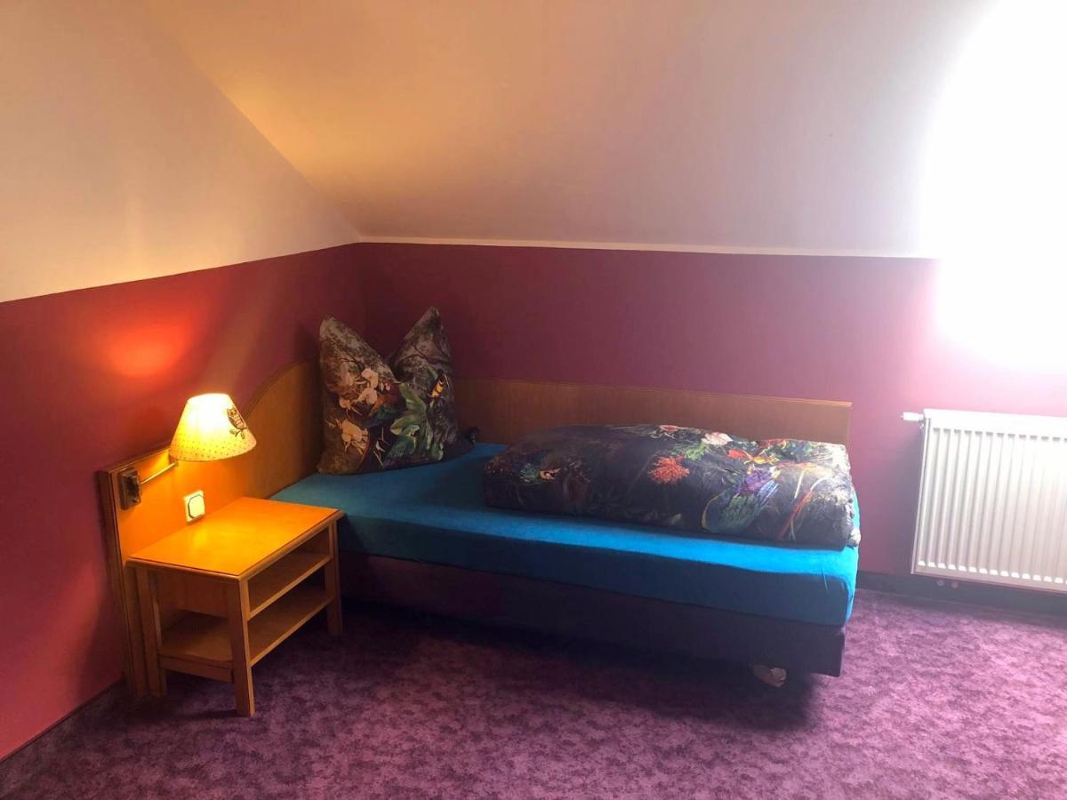Monteurzimmer Riesa Bagian luar foto