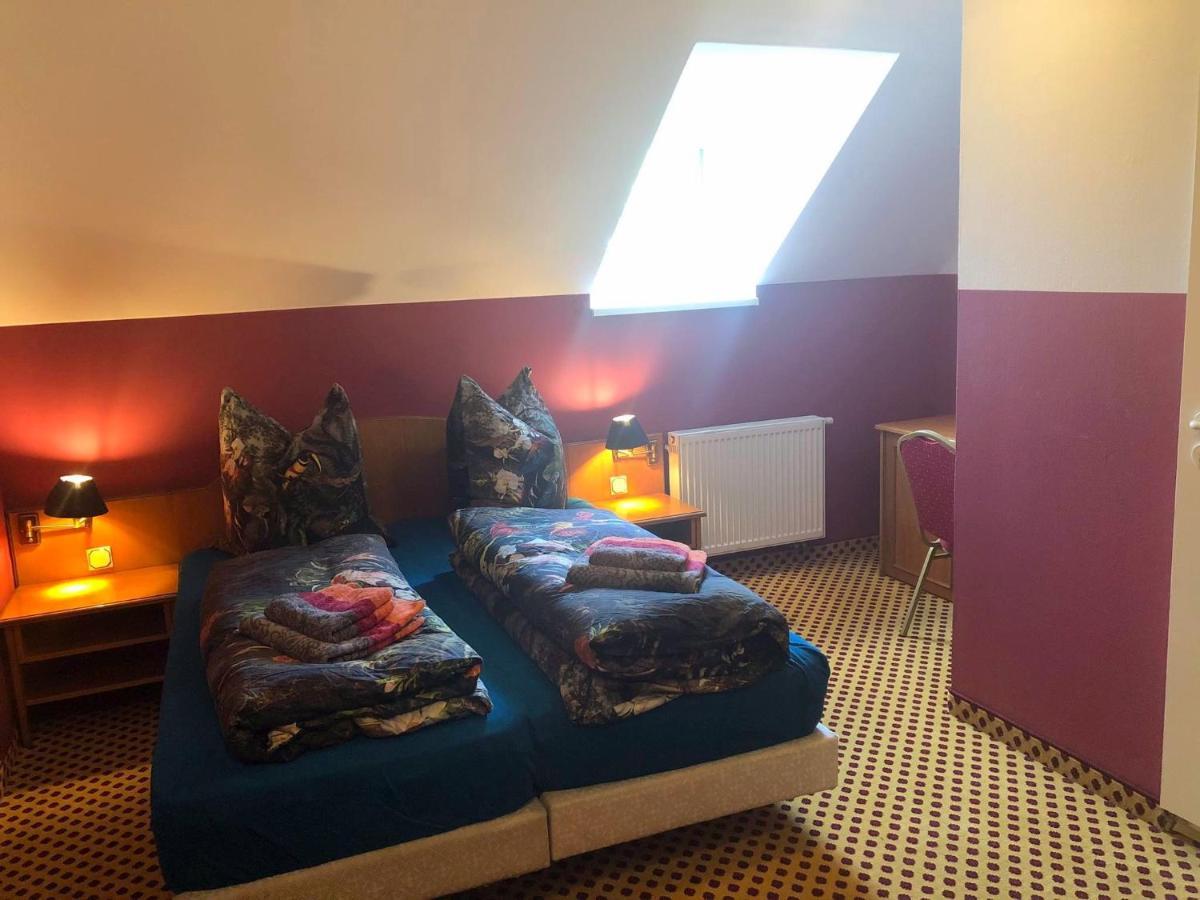 Monteurzimmer Riesa Bagian luar foto